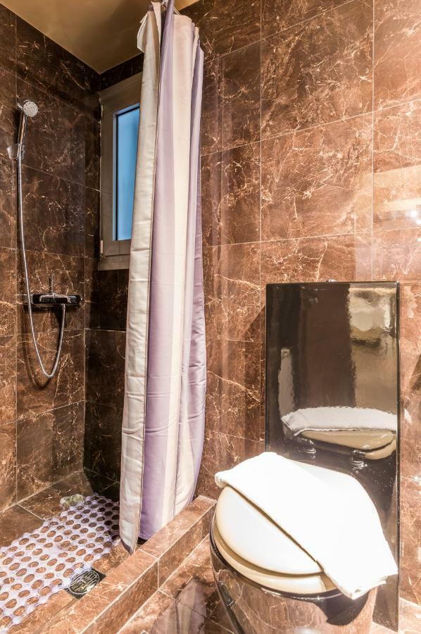 Outstanding Studio In Kolonaki Near The Metro 雅典 外观 照片
